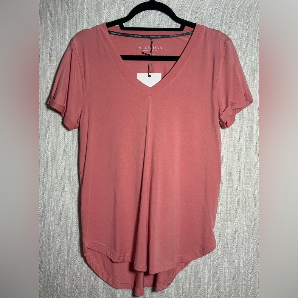Recreation Coral Short Sleeve V-Neck Top